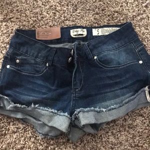 Stretchy jean shorts